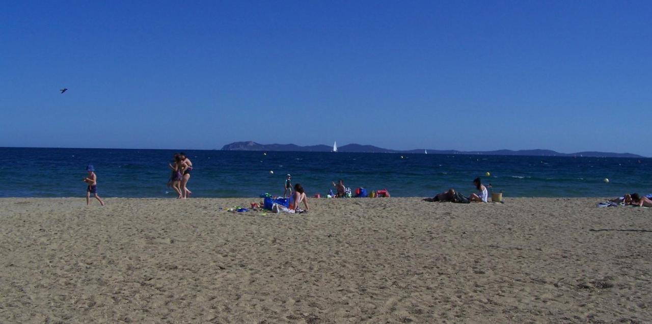 Plage et soleil Les Salins d'Hyeres Eksteriør bilde